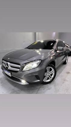 MERCEDES-BENZ GLA 200 1.6 CGI ENDURO 16V TURBO FLEX 4P AUTOMÁTICO